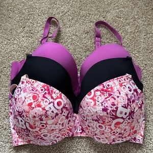 LIKE NEW Nice Set of Joe Boxer Bras